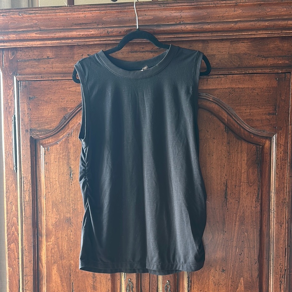 Sleeveless Black Workout Top